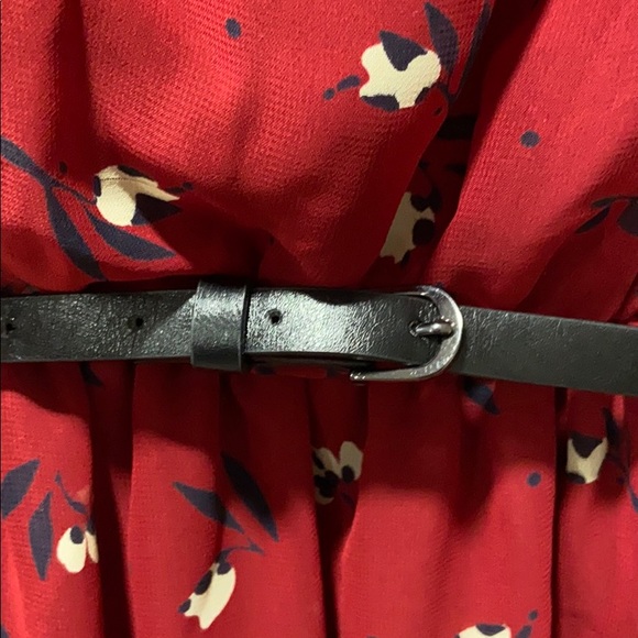 Forever 21 Red Floral Dress with Belt - Picture 5 of 5